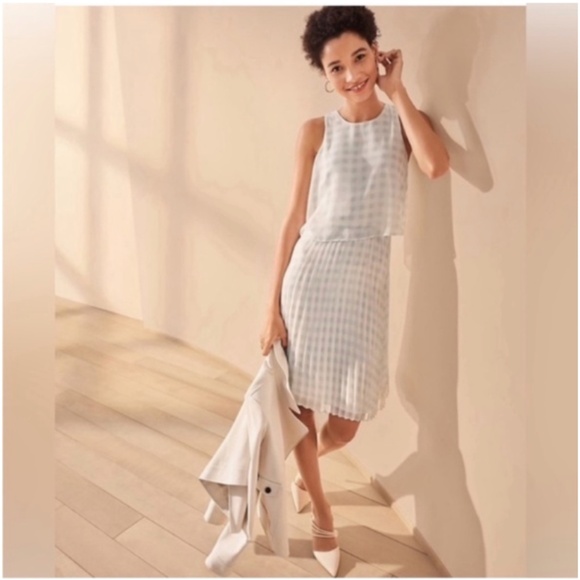 Gorgeous Gingham Pleated Dress - New! - Picture 2 of 8